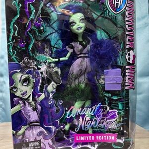 2014 Monster High- Amanita Night Shade Doll Mattel Limited Edition